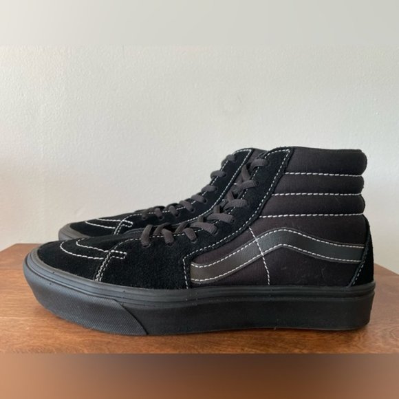 NWOT Vans Sk8-Hi ComfyCush Sneakers - Picture 1 of 11